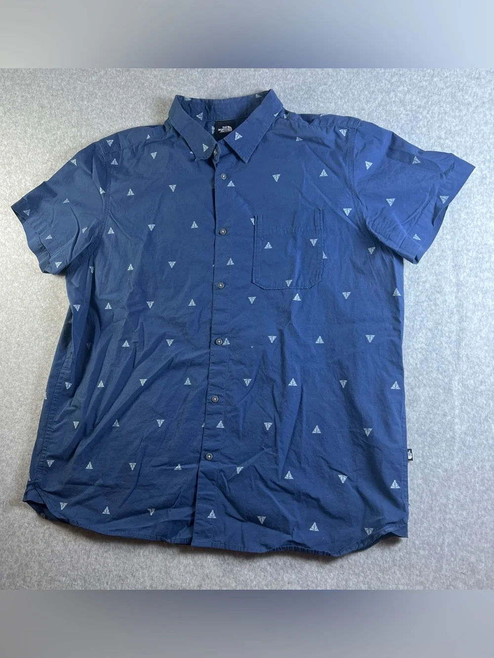The North Face Men's Short-Sleeve Navy Button-Up Shirt men’s 2xl